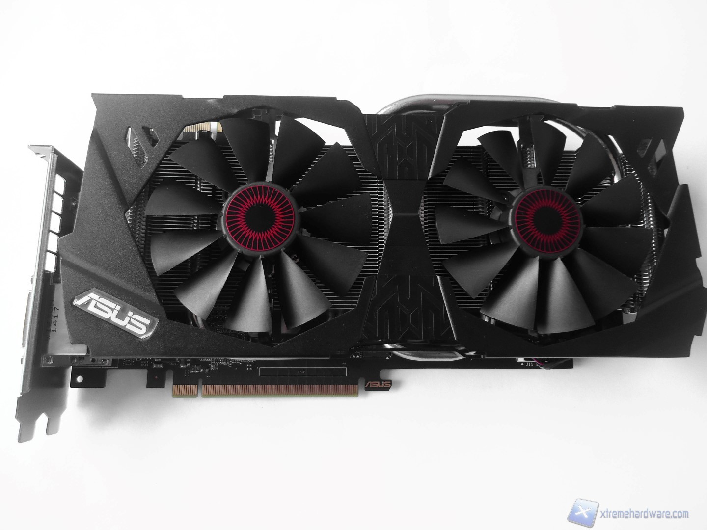 ASUS GTX 970 Strix 1